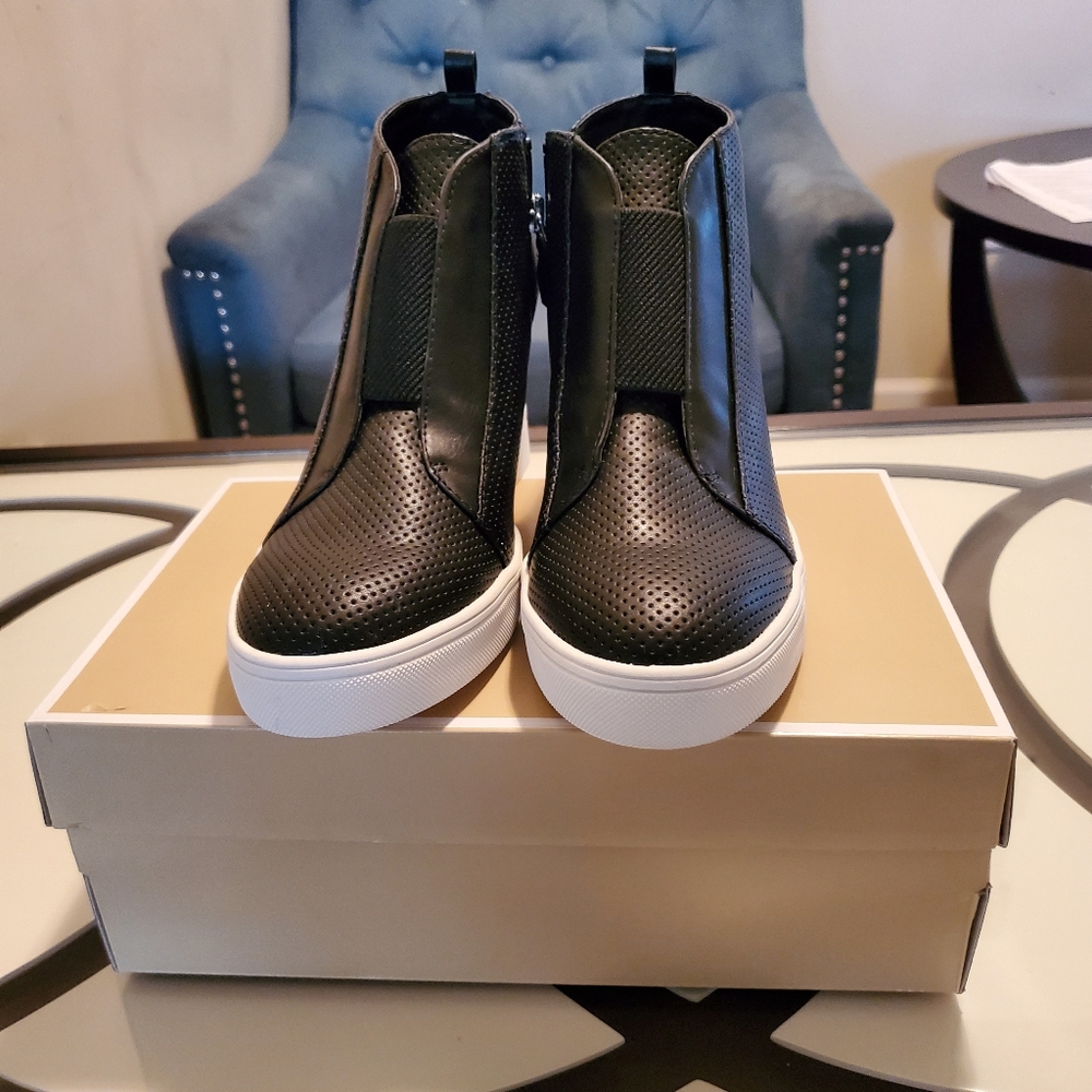 Mia Cristie Wedge Sneaker